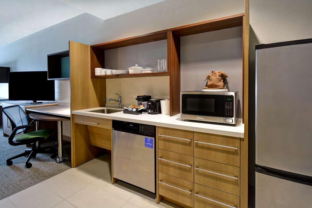 Home2 Suites By Hilton Odessa Habitación foto